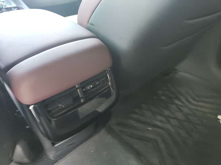 Фото 13 - BYD Seal