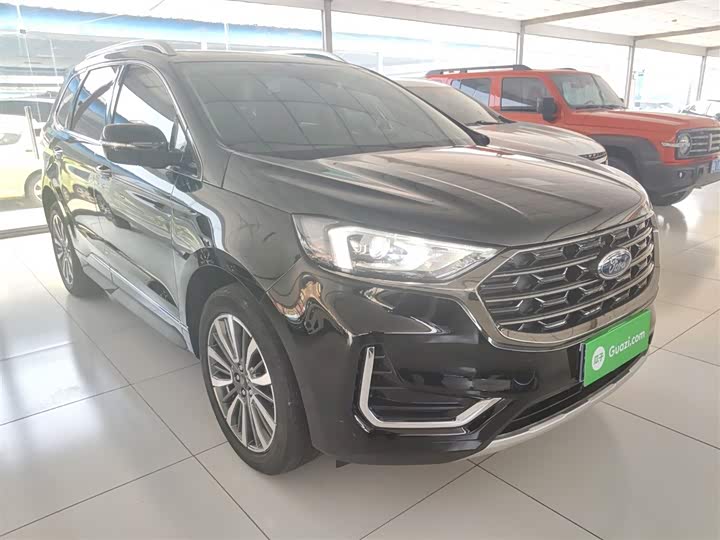 Фото 4 - Ford Edge