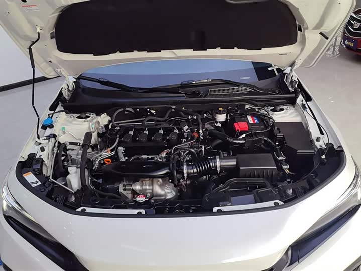 Фото 10 - Honda Civic