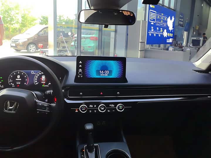 Фото 13 - Honda Civic