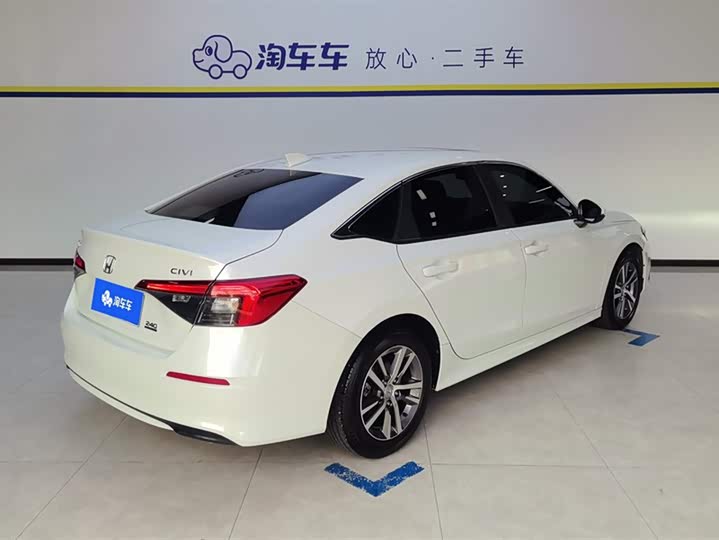 Фото 3 - Honda Civic