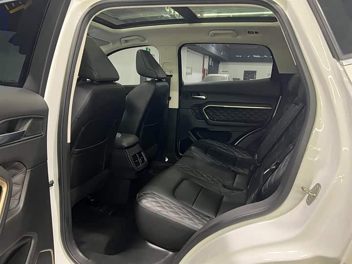 Фото 11 - Haval H6