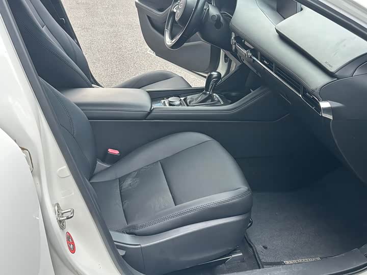 Фото 9 - Mazda 3 (Axela)