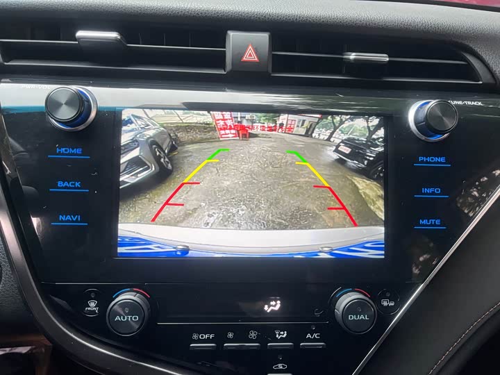 Фото 11 - Cadillac CT4