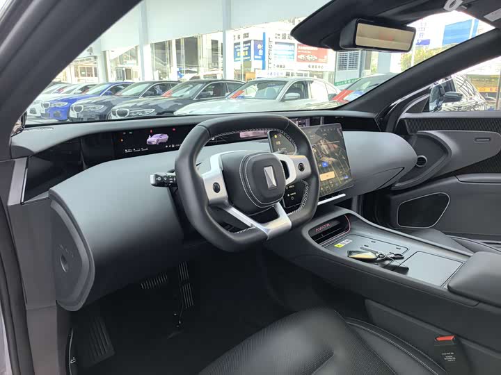 Фото 7 - Avatr 12