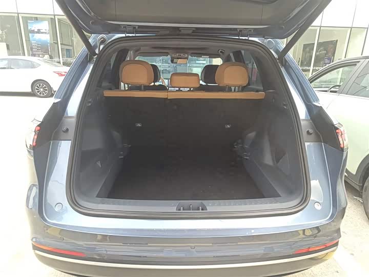 Фото 19 - Geely Galaxy Starship 7