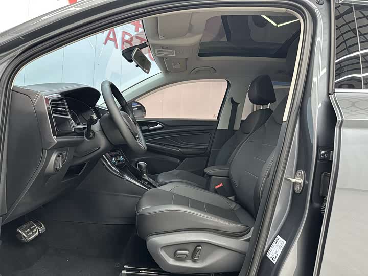 Фото 4 - Jetta VS7