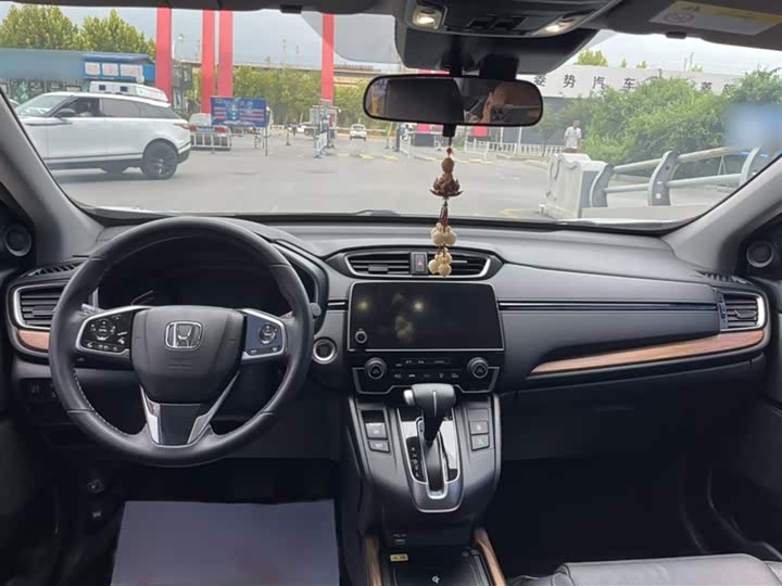 Фото 10 - Honda CR-V