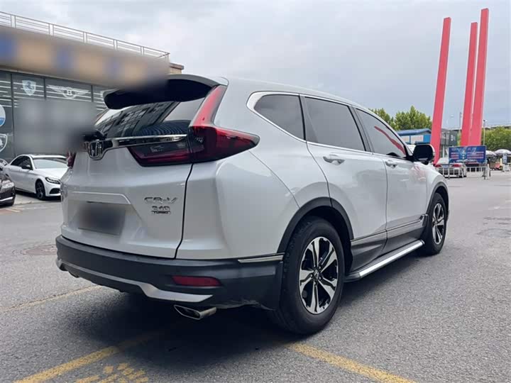 Фото 25 - Honda CR-V