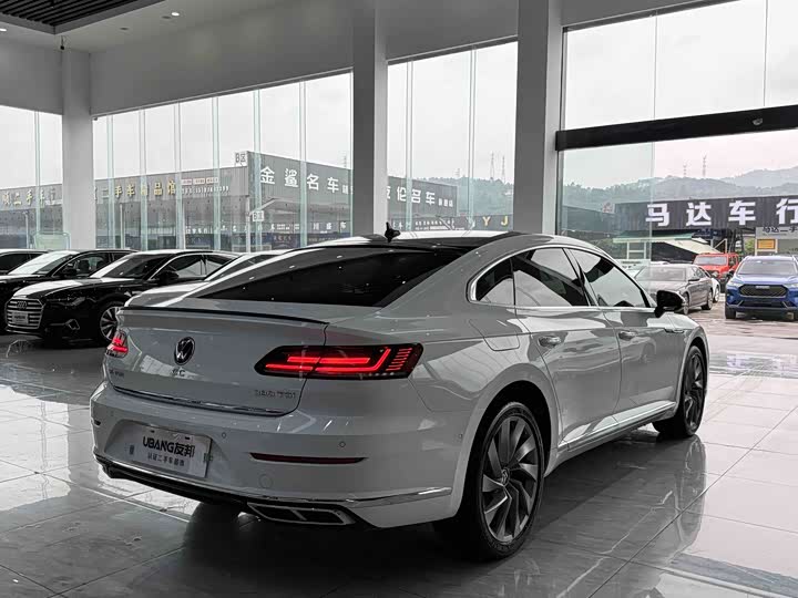 Фото 4 - Volkswagen CC