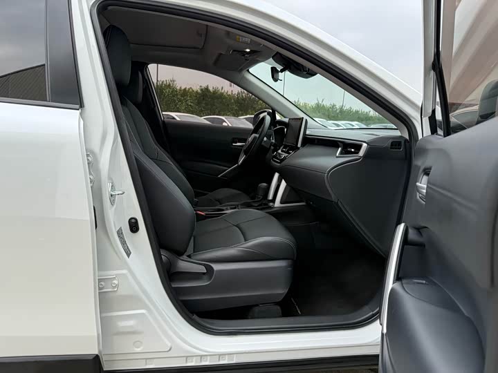 Фото 9 - Toyota Frontlander