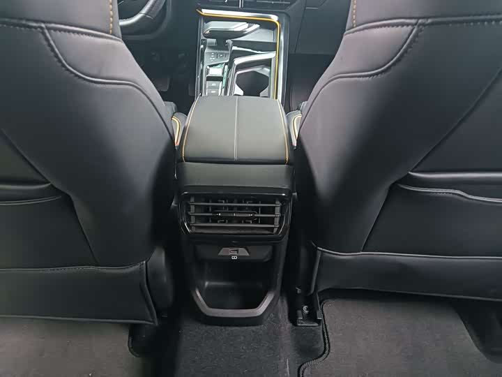 Фото 13 - MG Motor 5 Scorpio