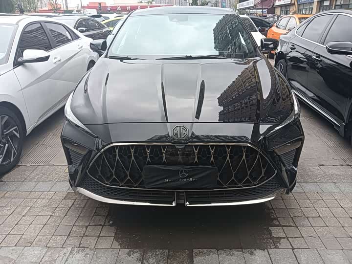 Фото 2 - MG Motor 5 Scorpio