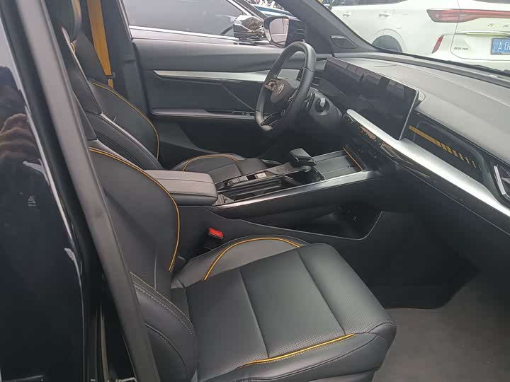 Фото 9 - MG Motor 5 Scorpio