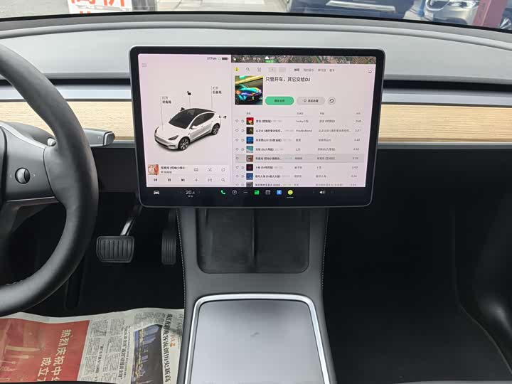 Фото 14 - Tesla Model Y