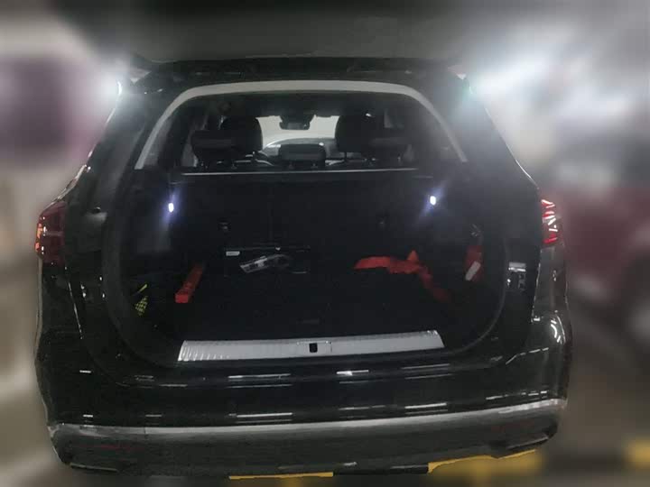 Фото 10 - Hongqi HS5