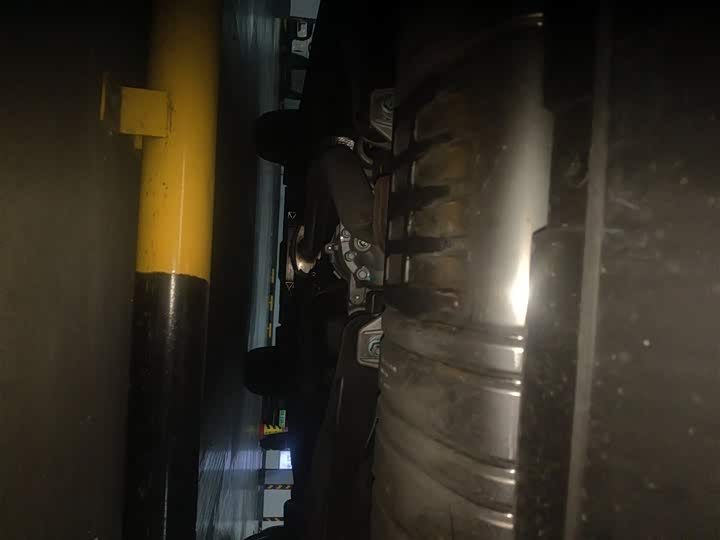 Фото 23 - Hongqi HS5