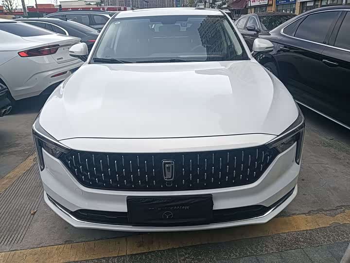 Фото 2 - Bestune B70