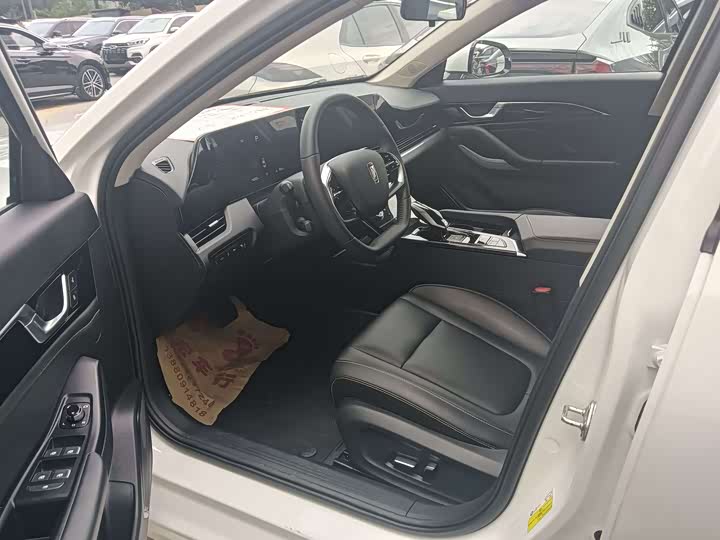 Фото 4 - Bestune B70