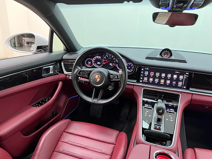 Фото 22 - Porsche Panamera