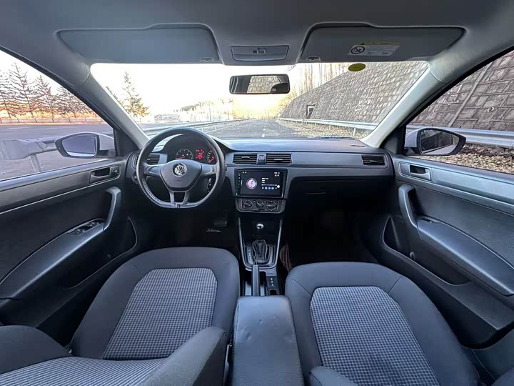 Фото 6 - Volkswagen Santana