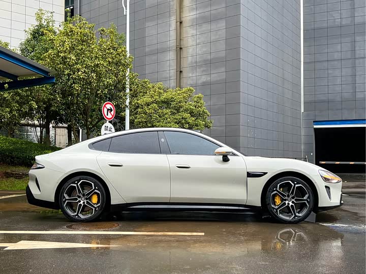 Фото 8 - Xiaomi SU7