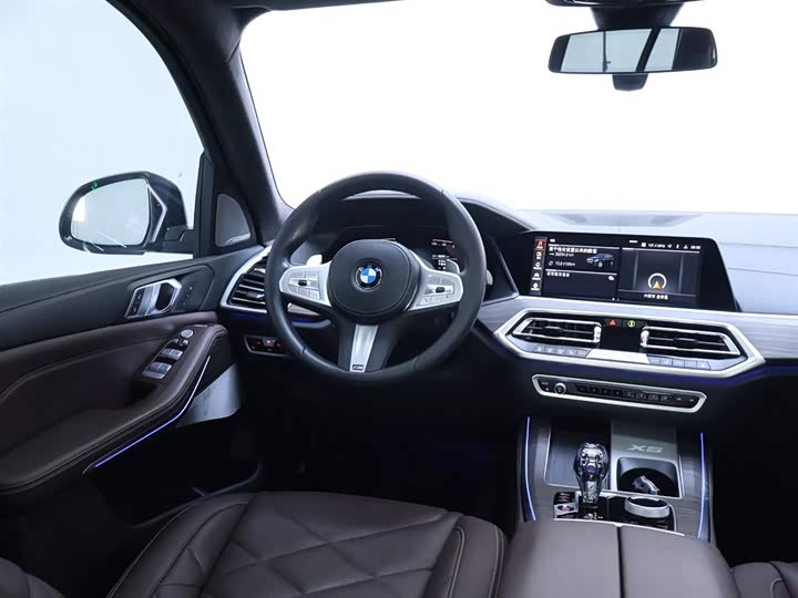 Фото 14 - BMW X5