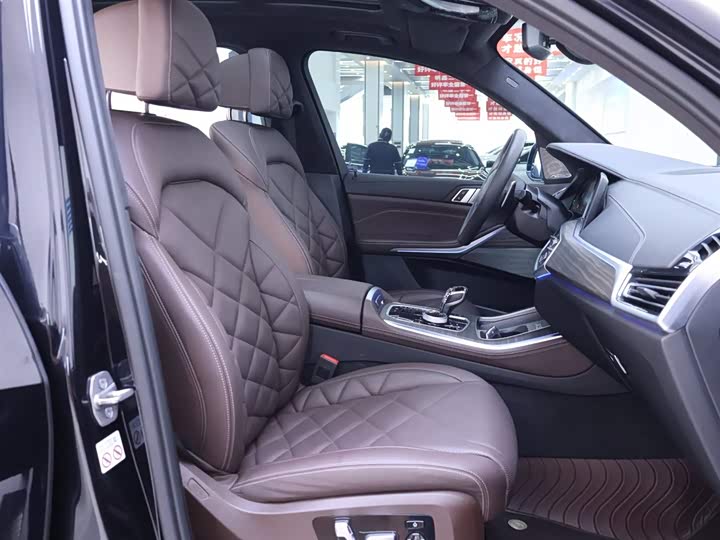 Фото 21 - BMW X5