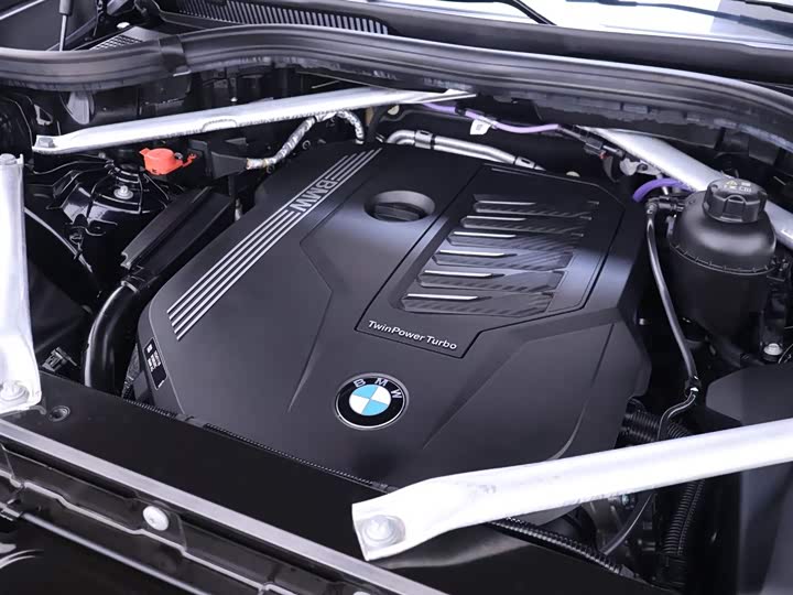 Фото 26 - BMW X5