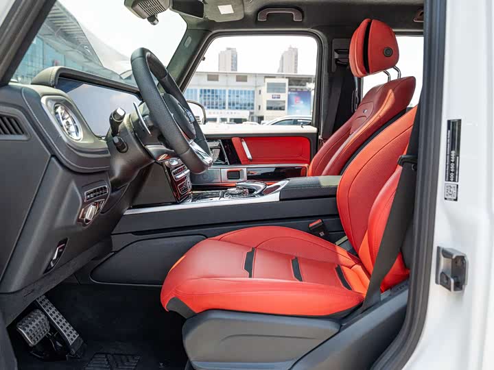 Фото 6 - Mercedes-Benz G-Class AMG