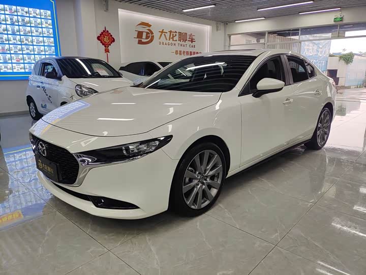 Фото 2 - Mazda 3 (Axela)