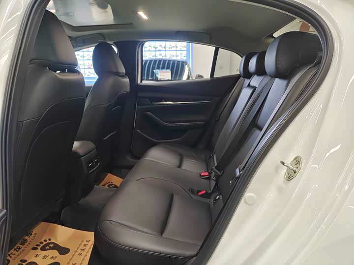 Фото 6 - Mazda 3 (Axela)