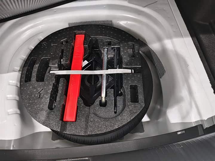 Фото 10 - Volkswagen Lavida