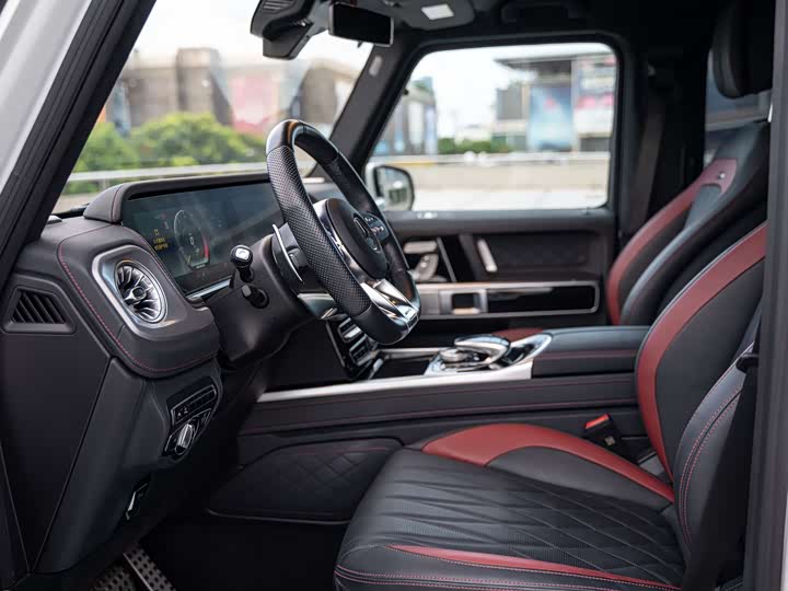 Фото 8 - Mercedes-Benz G-Class AMG