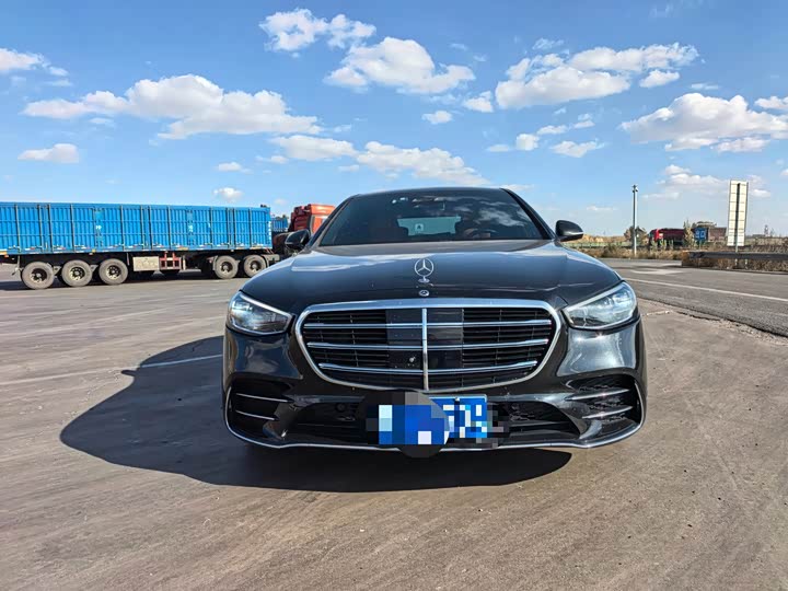 Фото 11 - Mercedes-Benz S-Class