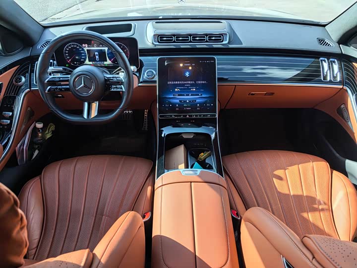 Фото 13 - Mercedes-Benz S-Class