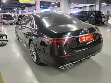 Фото 9 - Mercedes-Benz S-Class