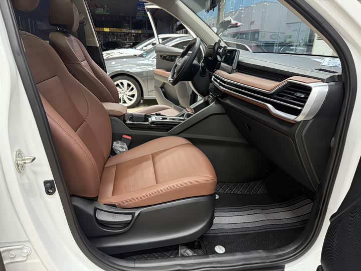 Фото 14 - Kia Sportage GT-line