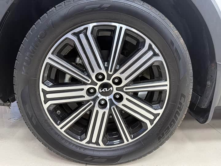 Фото 18 - Kia Sportage GT-line