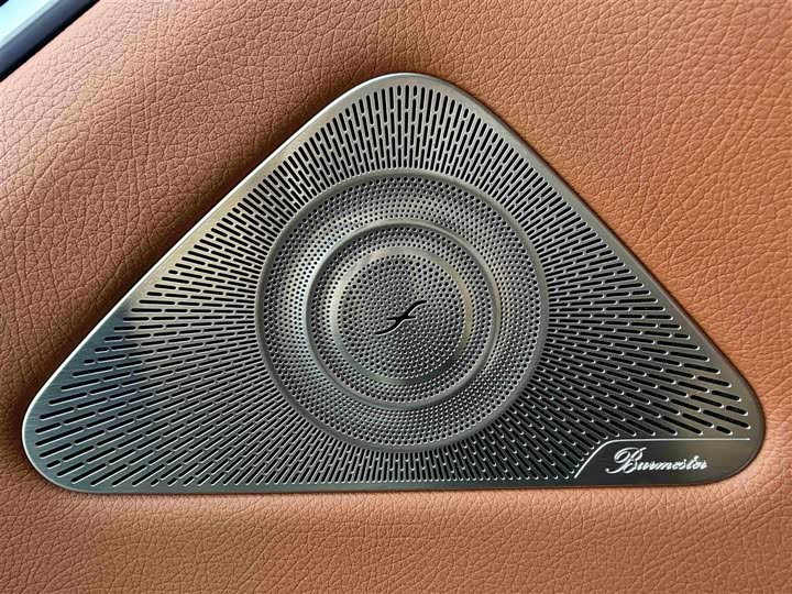 Фото 16 - Mercedes-Benz S-Class