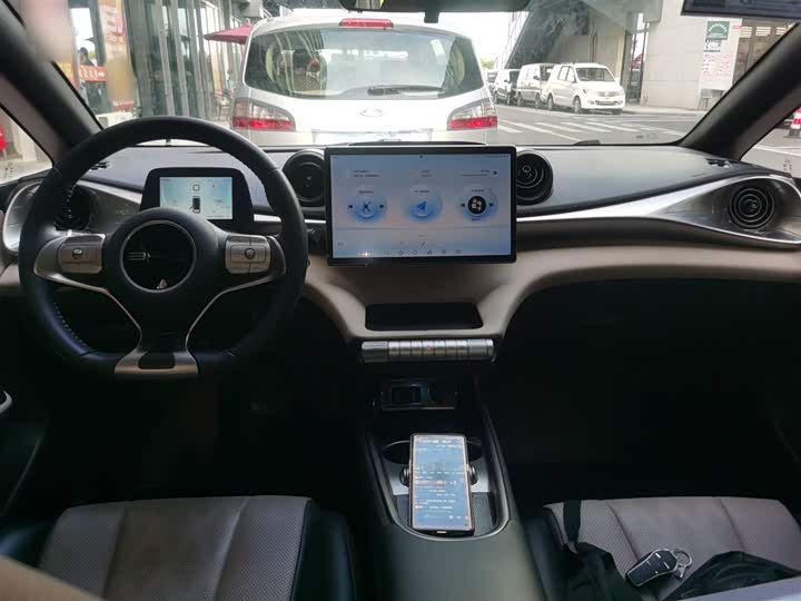 Фото 10 - BYD Dolphin