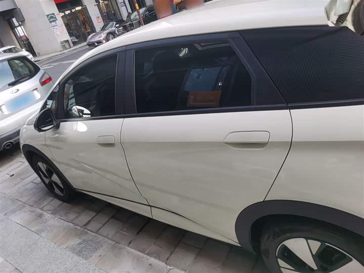 Фото 5 - BYD Dolphin