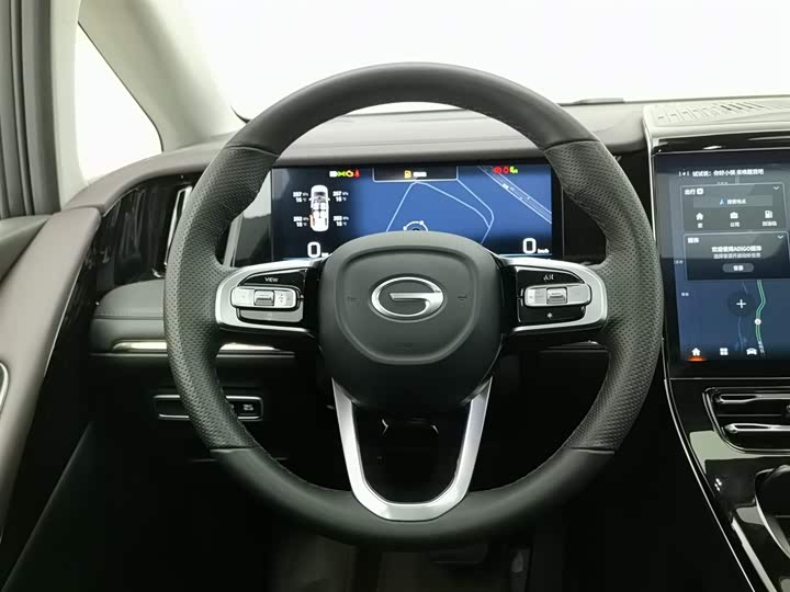 Фото 11 - GAC Trumpchi M8