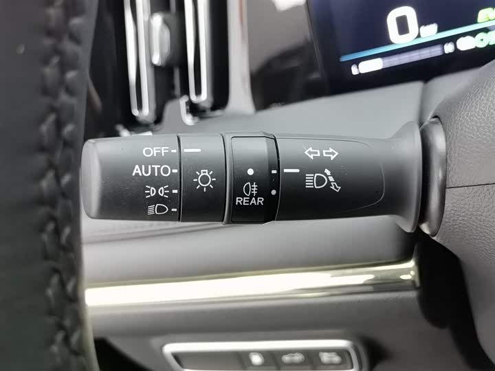 Фото 21 - GAC Trumpchi M8