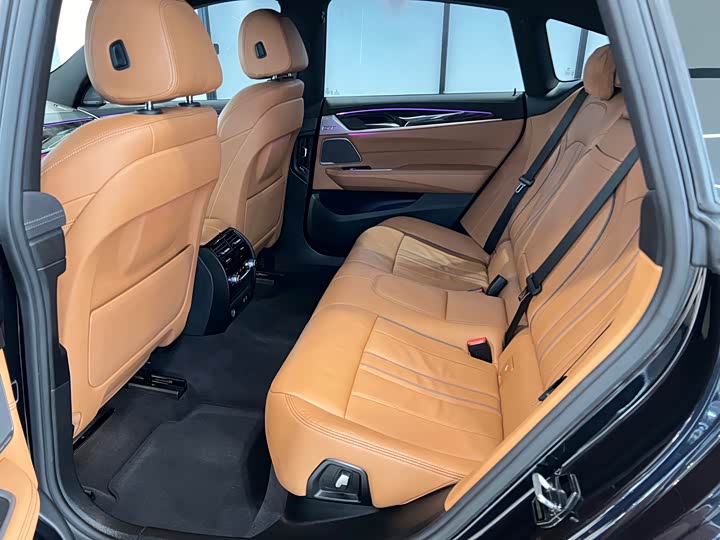 Фото 21 - BMW 6 Series GT