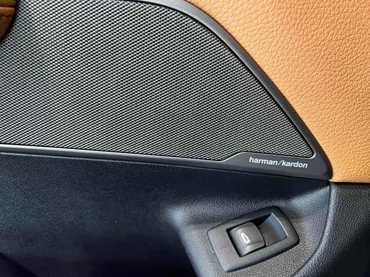 Фото 6 - BMW 6 Series GT