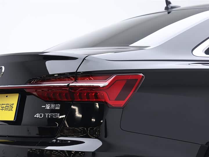 Фото 5 - Audi A6L