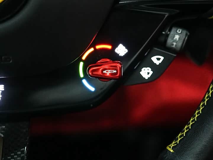 Фото 19 - Ferrari 296