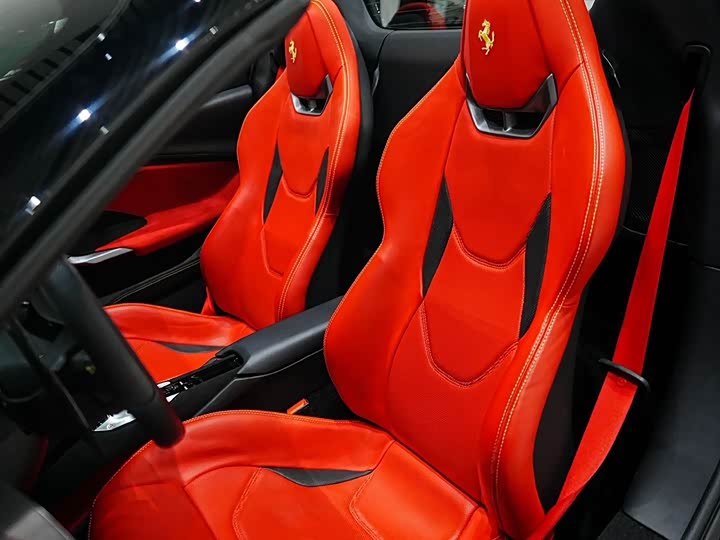 Фото 8 - Ferrari 296