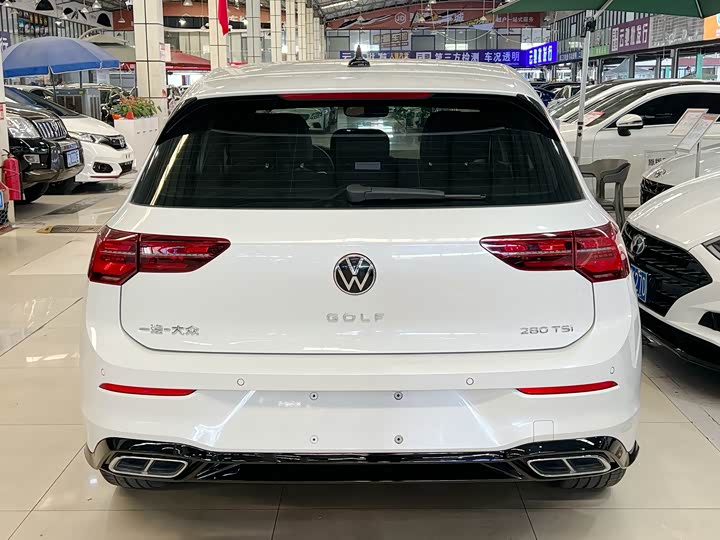 Фото 6 - Volkswagen Golf